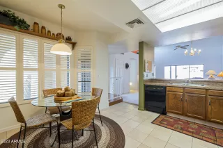 Photo #6: 6505538 Listing 