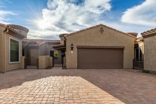 MLS: 6506091 Condo For Sale