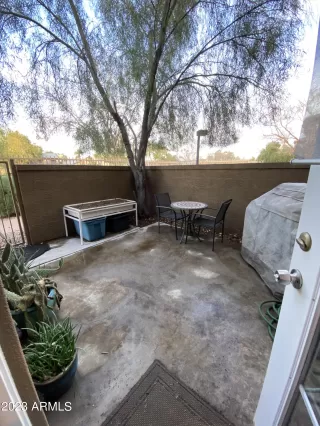 Photo #5: 6506427 Listing