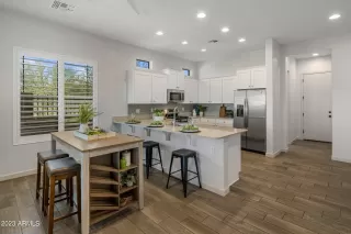 Photo #5: 6506582 Listing 