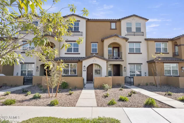 MLS: 6506605 Condo For Sale