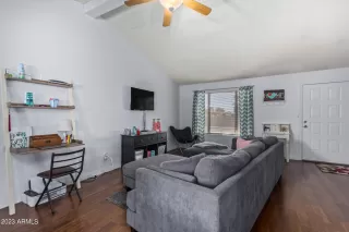 Photo #3: 6507067 Listing