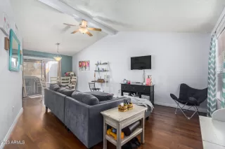 Photo #4: 6507067 Listing