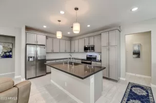 Photo #2: 6507202 Listing