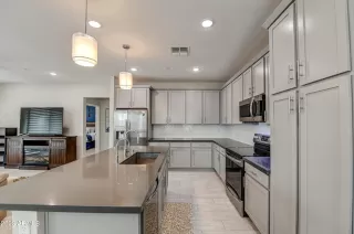 Photo #5: 6507202 Listing