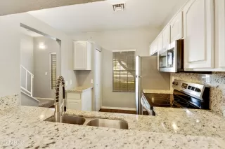 Photo #3: 6507247 Listing