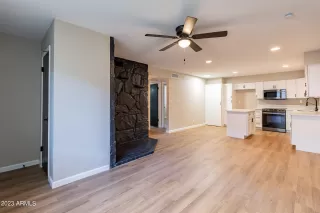 Photo #6: 6507390 Listing 