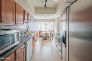 Photo #5: 6507602 Listing