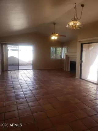 Photo #3: 6507708 Listing