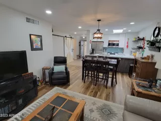 Photo #3: 6507729 Listing