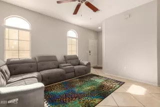 Photo #4: 6507805 Listing