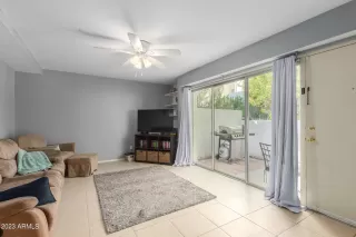 Photo #2: 6507834 Listing