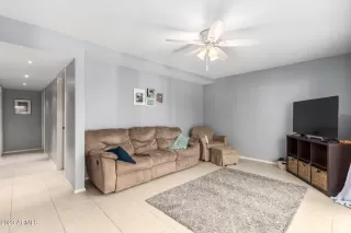 Photo #4: 6507834 Listing