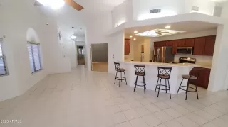 Photo #3: 6507895 Listing