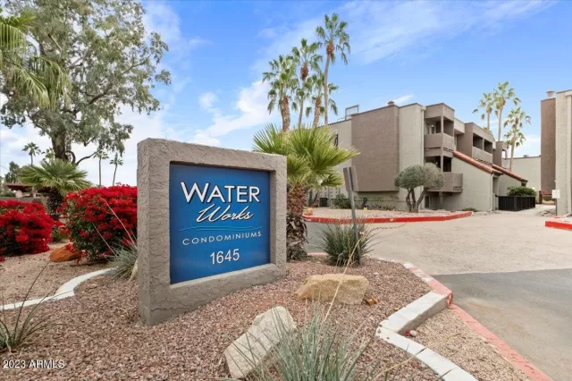 MLS: 6508055 Condo For Sale