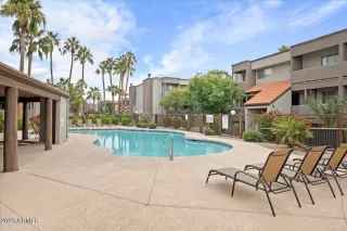 Photo #2: 6508055 Listing 