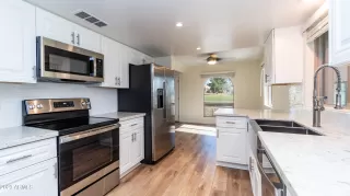 Photo #1: 6508078 Listing 