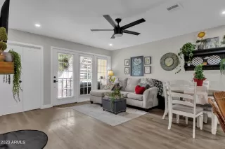 Photo #6: 6508173 Listing