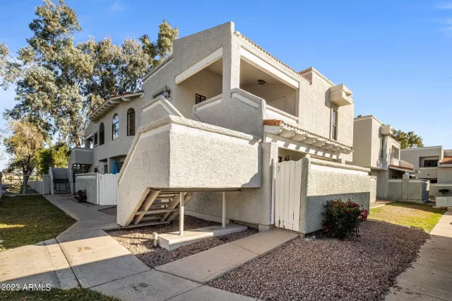 MLS: 6508570 Condo For Sale