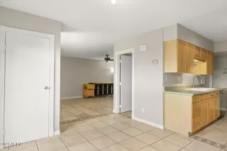 Photo #5: 6508777 Listing