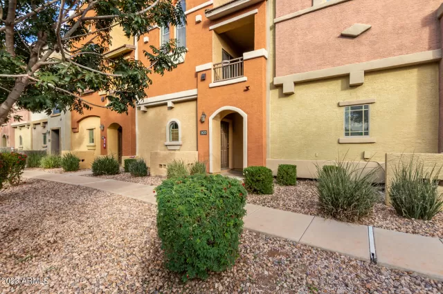 MLS: 6508848 Condo For Sale