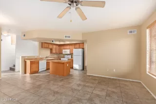 Photo #4: 6508848 Listing