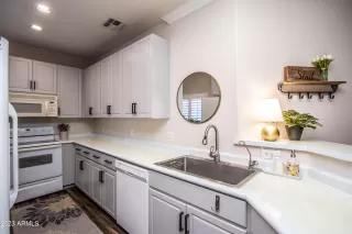 Photo #6: 6509068 Listing 