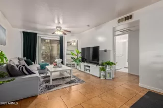 Photo #4: 6509180 Listing