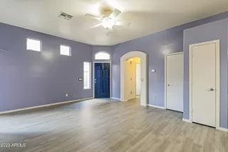 Photo #5: 6509332 Listing