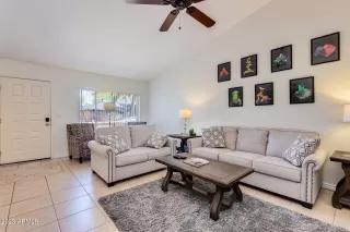 Photo #2: 6509464 Listing