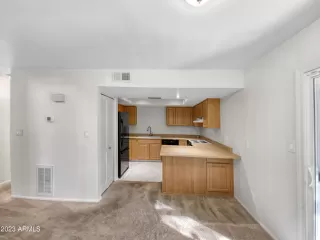 Photo #3: 6509477 Listing 