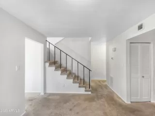 Photo #5: 6509477 Listing 