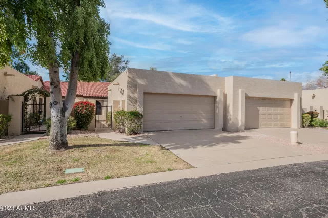 MLS: 6509575 Condo For Sale