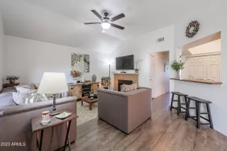 Photo #3: 6509779 Listing