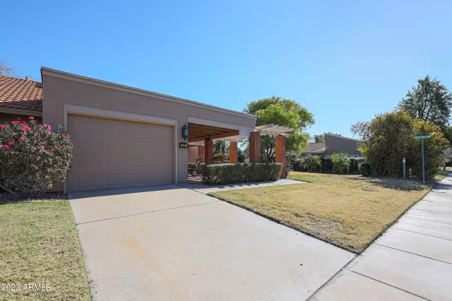 MLS: 6509805 Condo For Sale