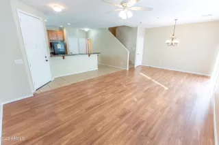 Photo #3: 6509868 Listing