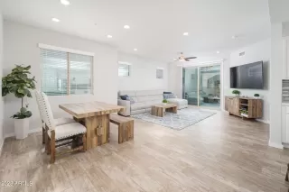 Photo #4: 6509884 Listing