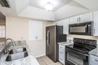 Photo #3: 6509961 Listing