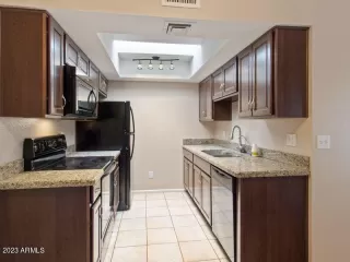 Photo #2: 6509991 Listing