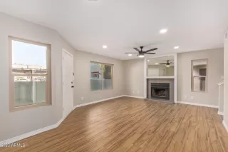 Photo #6: 6510135 Listing