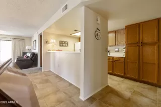 Photo #6: 6510511 Listing