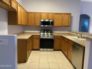 Photo #4: 6511177 Listing