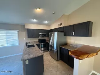 Photo #4: 6511258 Listing 