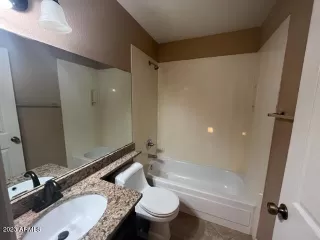 Photo #6: 6511258 Listing 