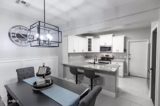 Photo #6: 6511394 Listing