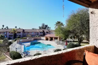 Photo #2: 6511601 Listing