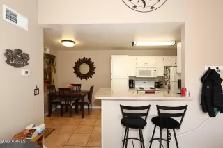 Photo #4: 6511601 Listing