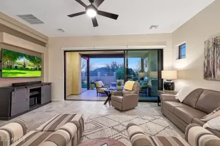 Photo #6: 6511609 Listing 