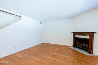 Photo #4: 6511619 Listing 