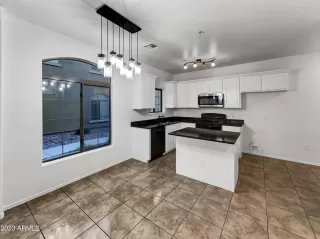 Photo #3: 6511721 Listing 